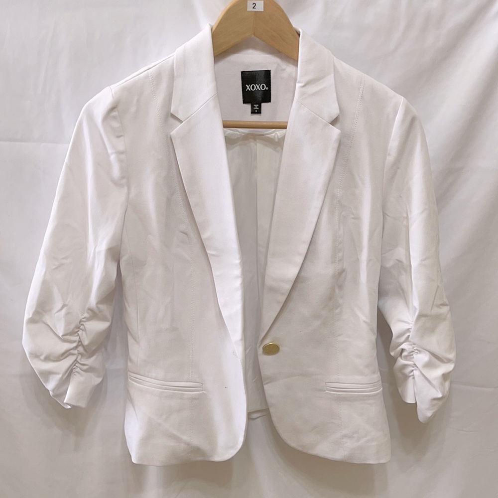 Xoxo white blazer